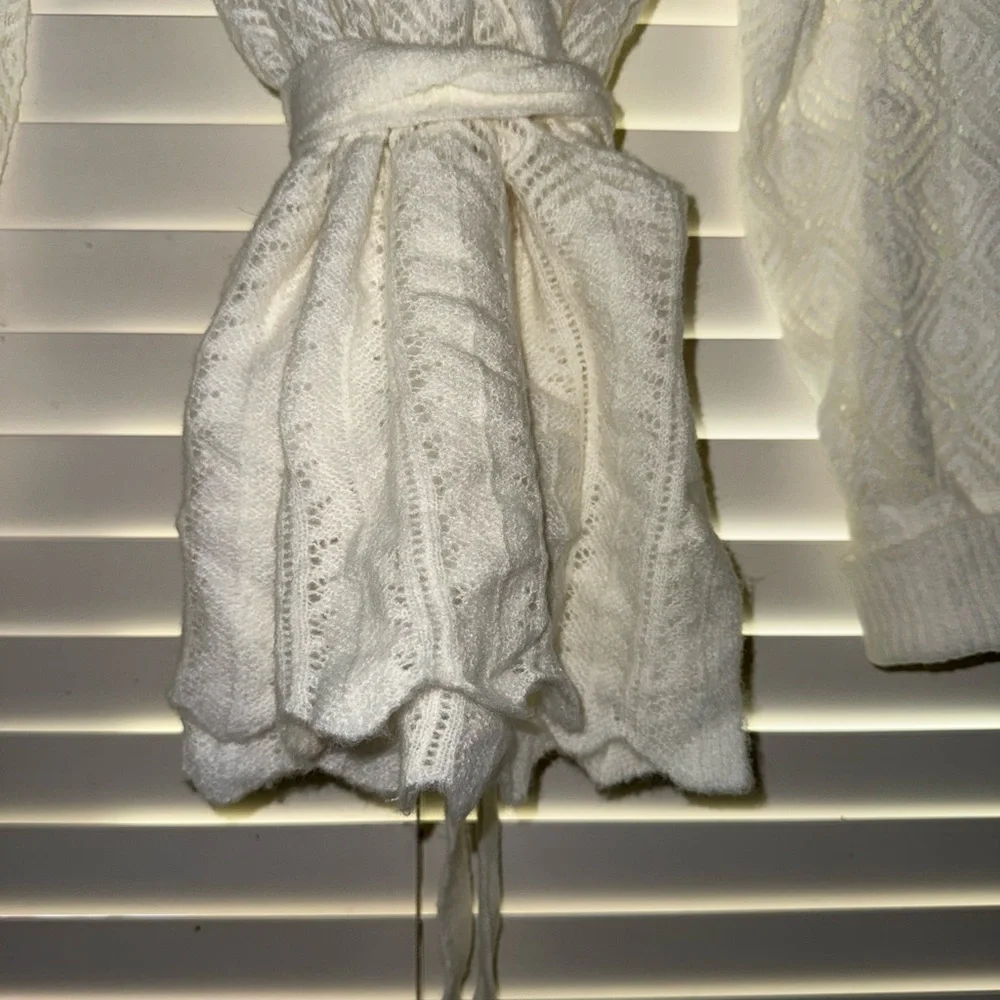 City Chic Cream Textured Wrap Robe - Picture 6 of 9